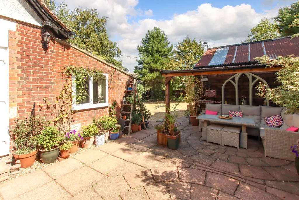 Cheddington Road, Pitstone, Buckinghamshire, LU7 9AE, photo 22