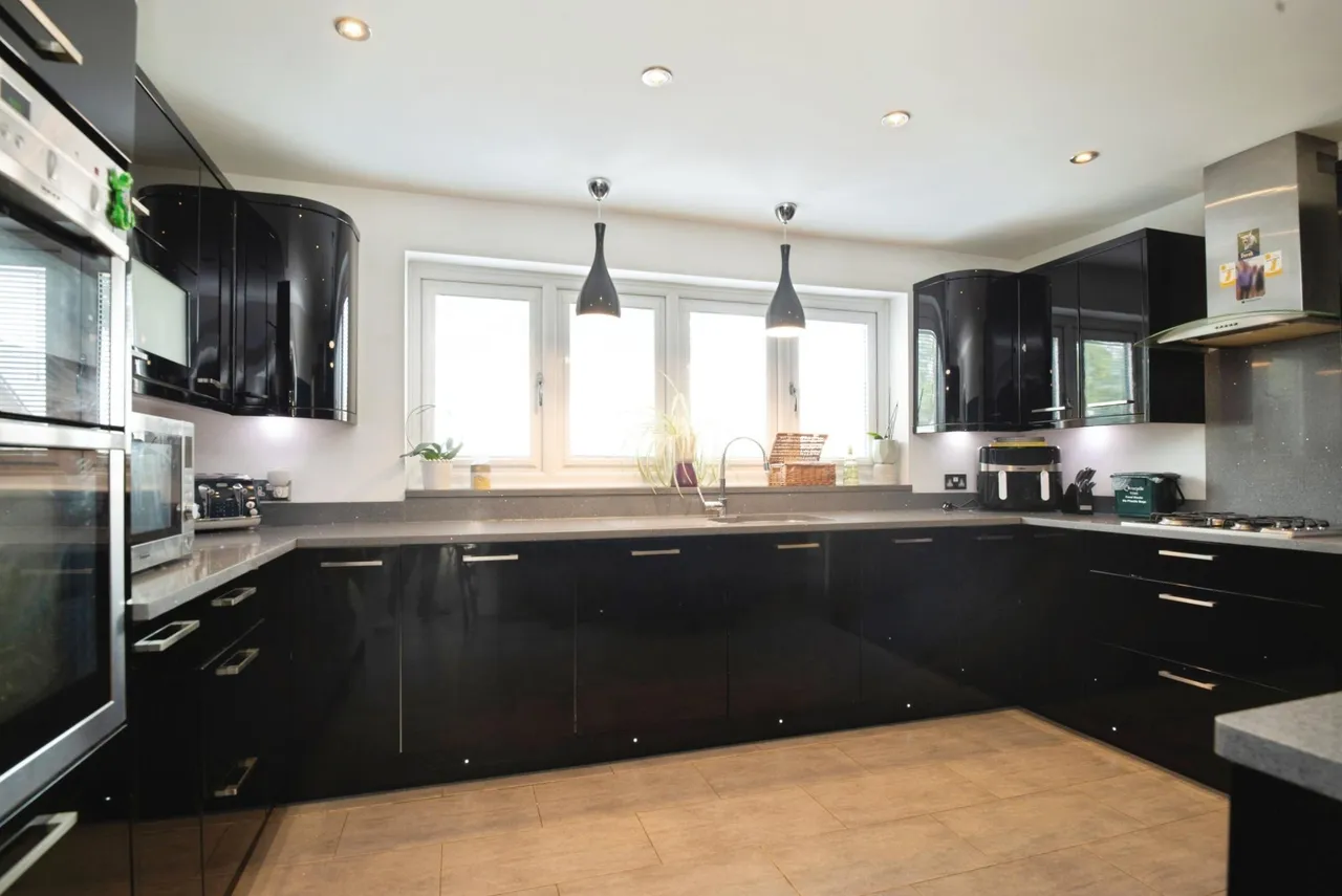 Llanyravon Way, Cwmbran, NP44, photo 6