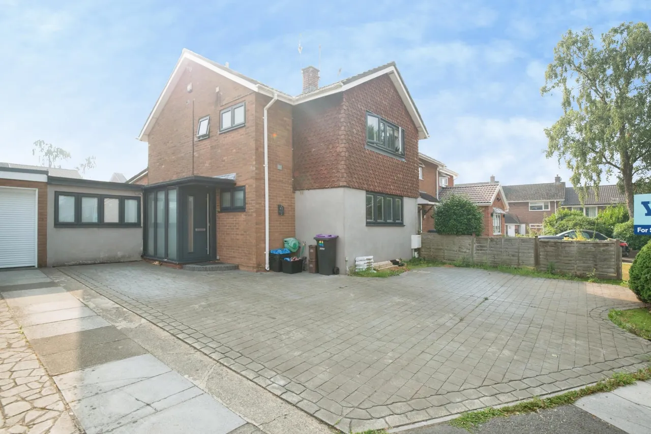 Llanyravon Way, Cwmbran, NP44, photo 5
