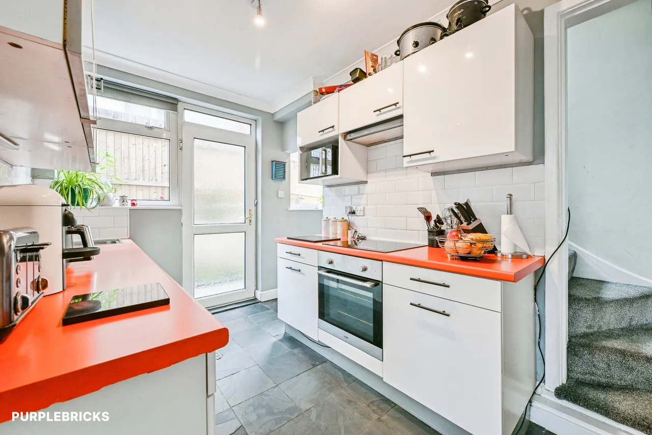 St. Bartholomews Road, Nottingham, NG3, photo 5
