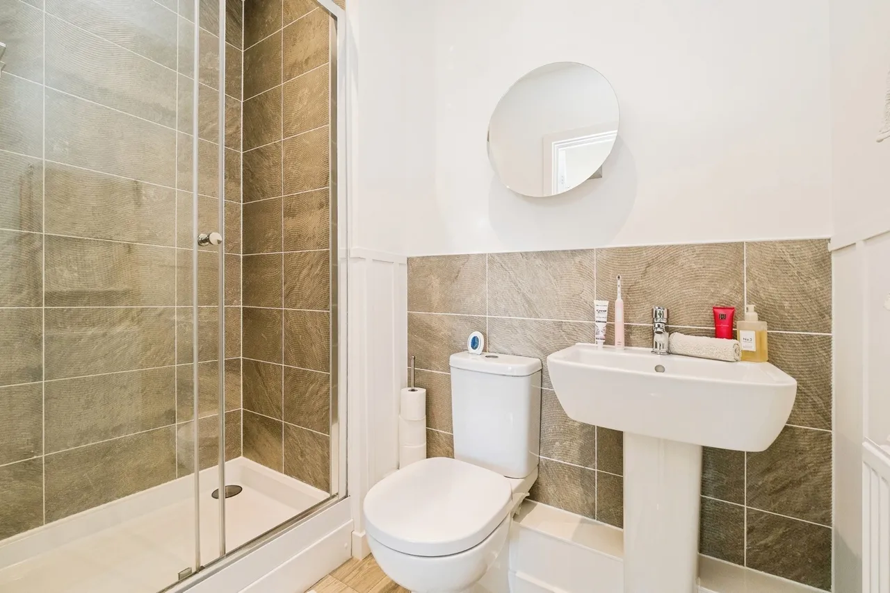 Lance Street, RAINHAM, Essex, RM13, photo 9