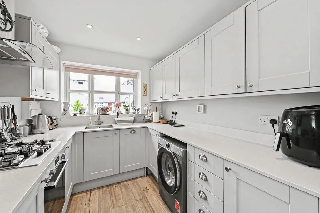 Weston Road, Aston Clinton, HP22, photo 5