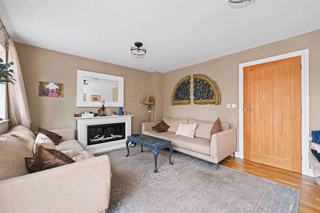 Weston Road, Aston Clinton, HP22, photo 6