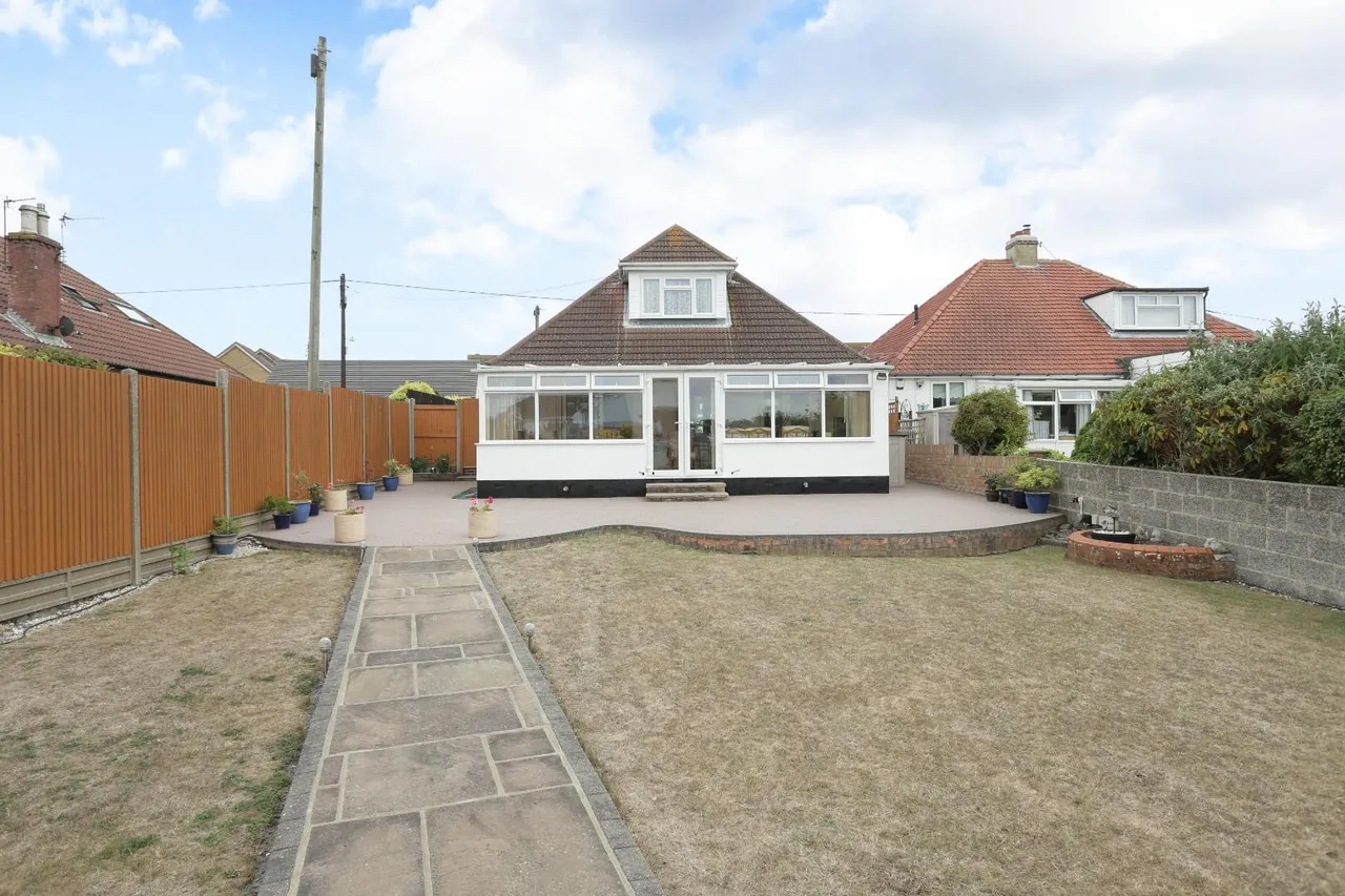 Cross Road, Walmer, CT14, photo 13