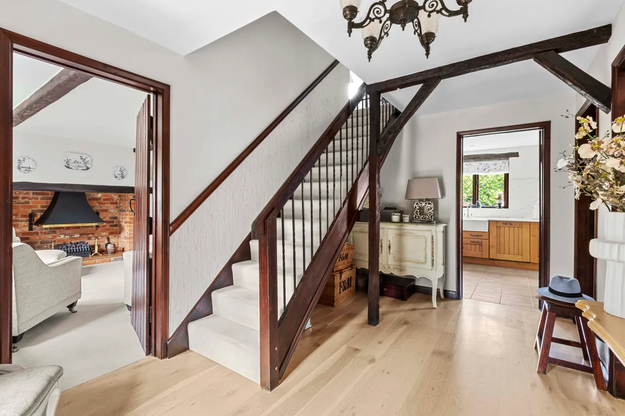 Church Lane, Naphill, HP14, photo 5
