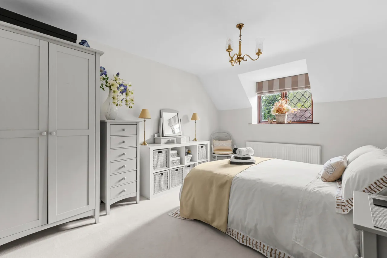 Church Lane, Naphill, HP14, photo 15