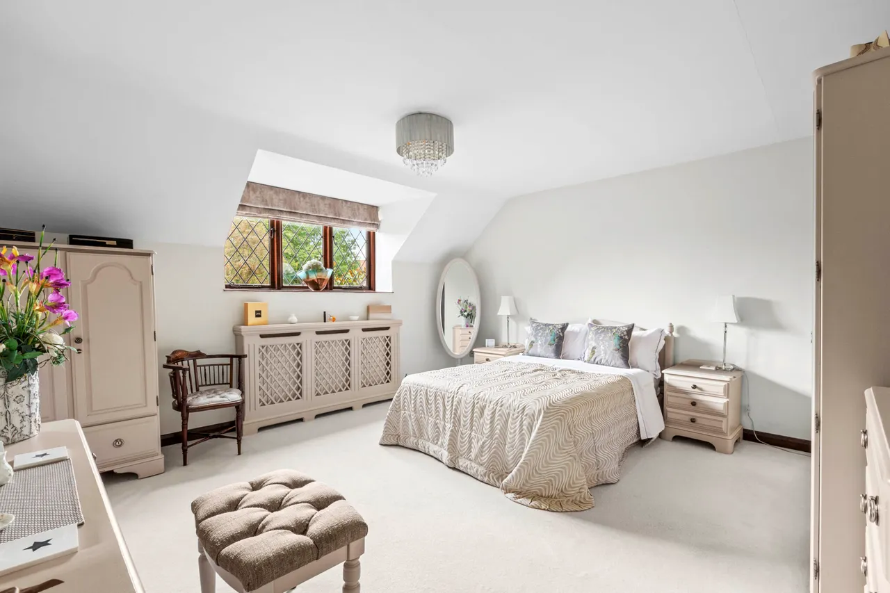 Church Lane, Naphill, HP14, photo 13