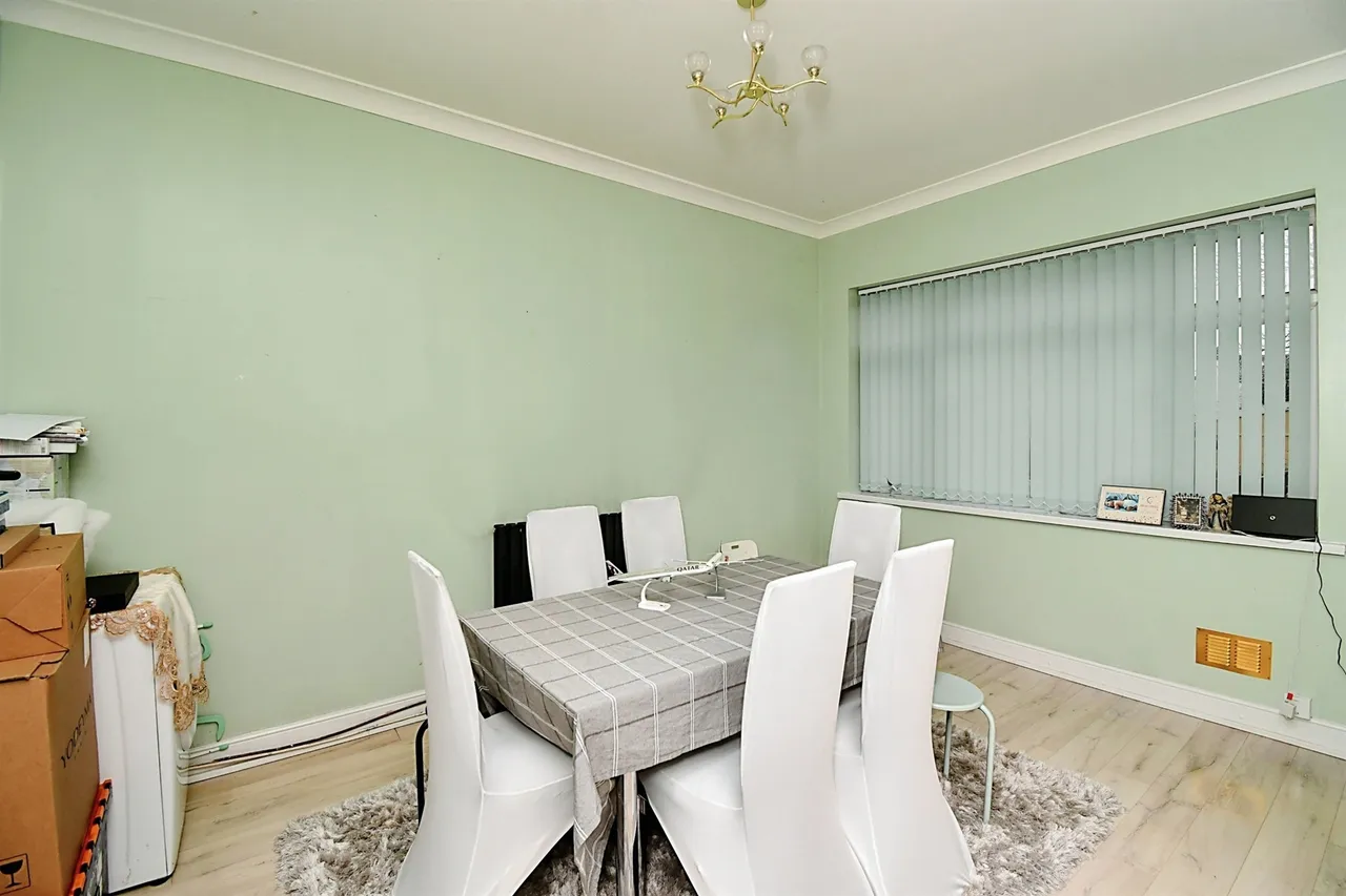 Corporation Road, Newport, NP19, photo 4