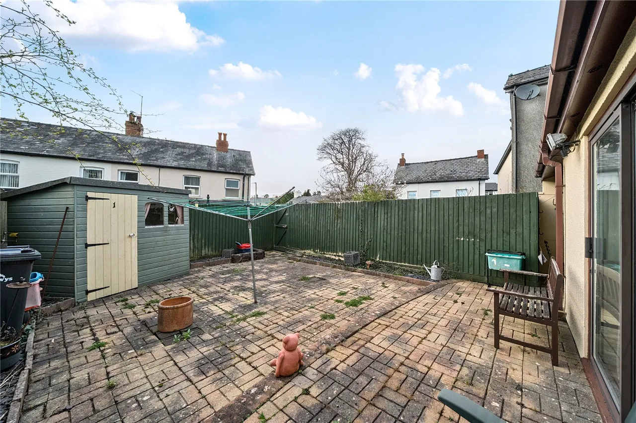Priory Hill, Brecon, Powys, LD3 9DW, photo 13
