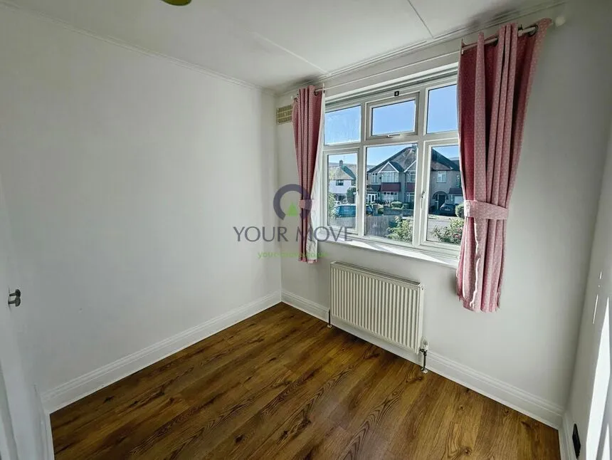 Benhill Wood Road, Sutton, SM1, photo 4