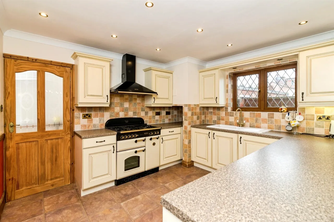 Oulton Street, Oulton, NR32, photo 5