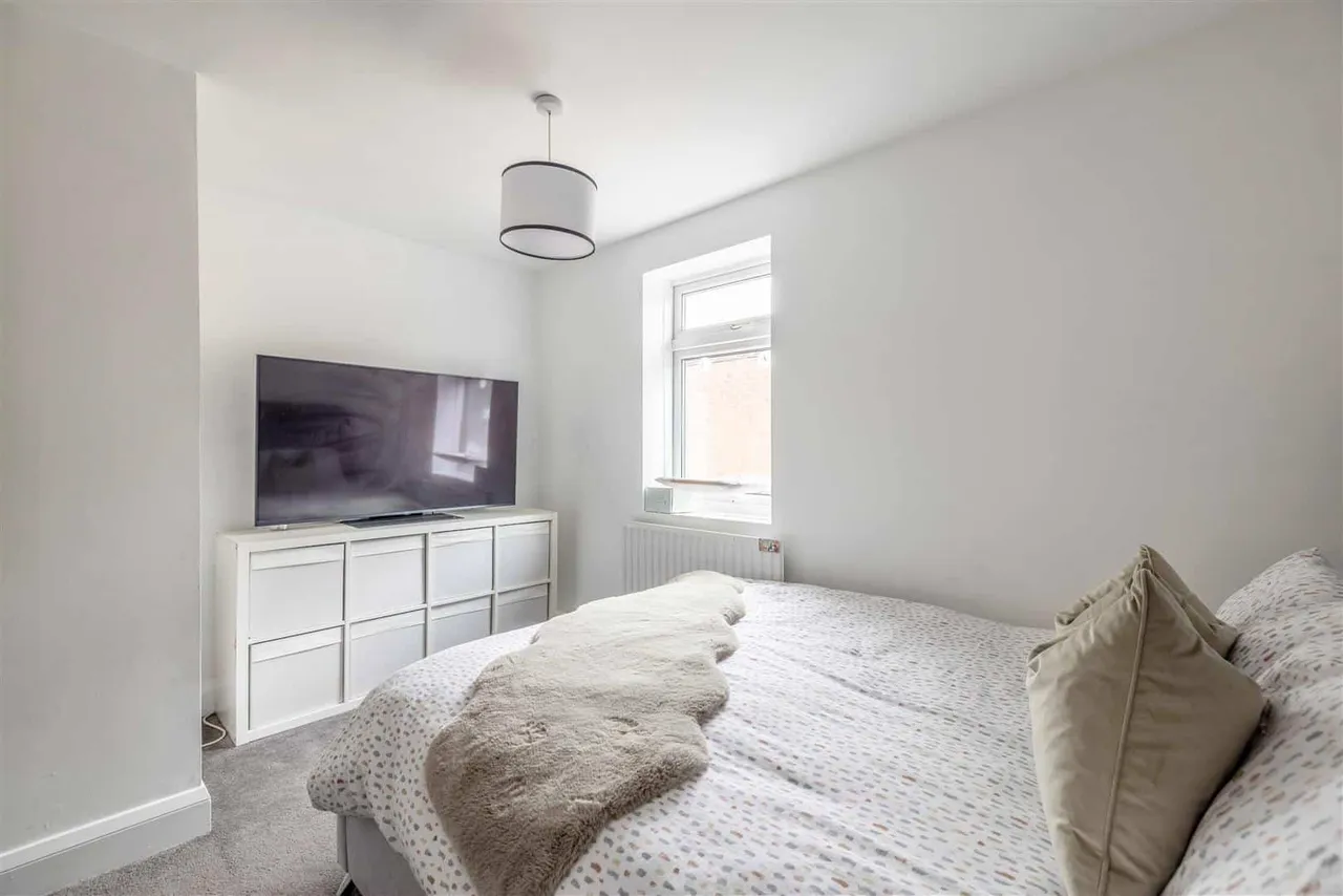 Smiths Lane, Windsor, Berkshire, SL4 5PG, photo 18