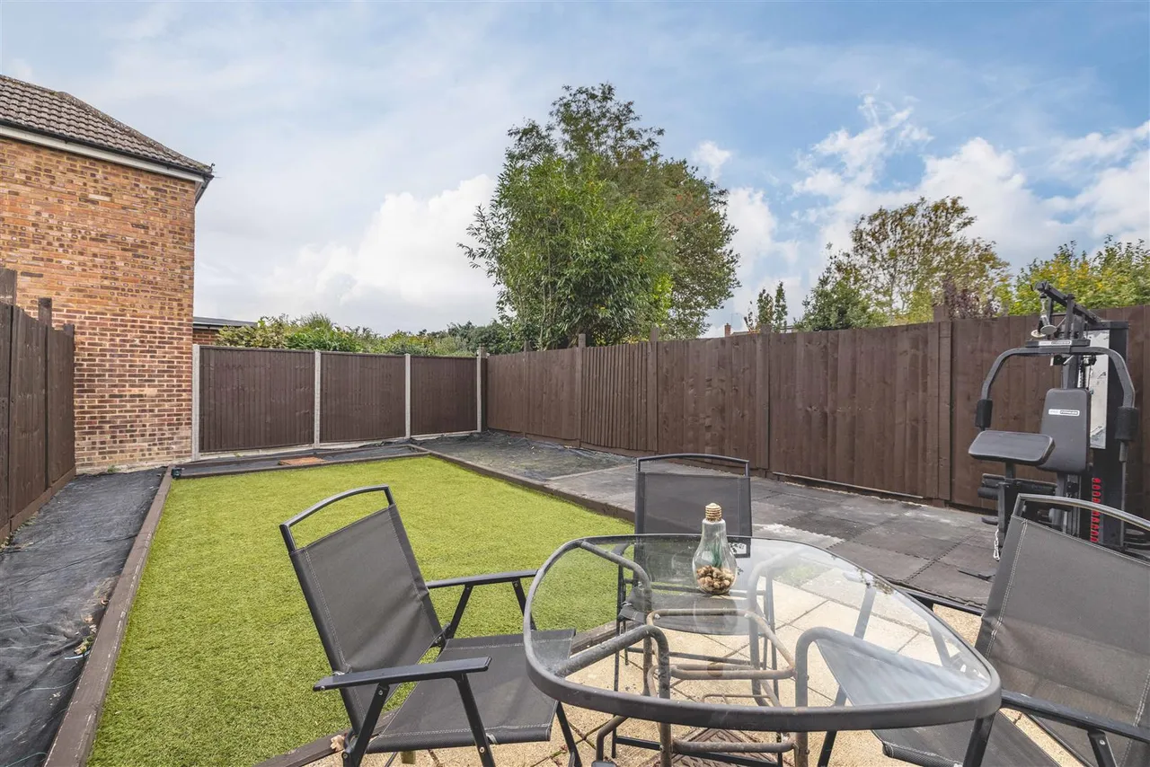 Smiths Lane, Windsor, Berkshire, SL4 5PG, photo 22