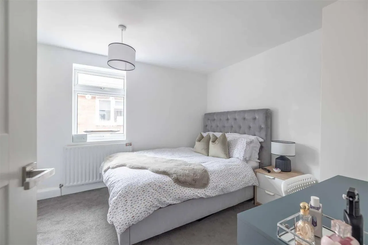 Smiths Lane, Windsor, Berkshire, SL4 5PG, photo 17