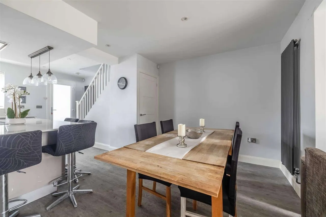 Smiths Lane, Windsor, Berkshire, SL4 5PG, photo 8