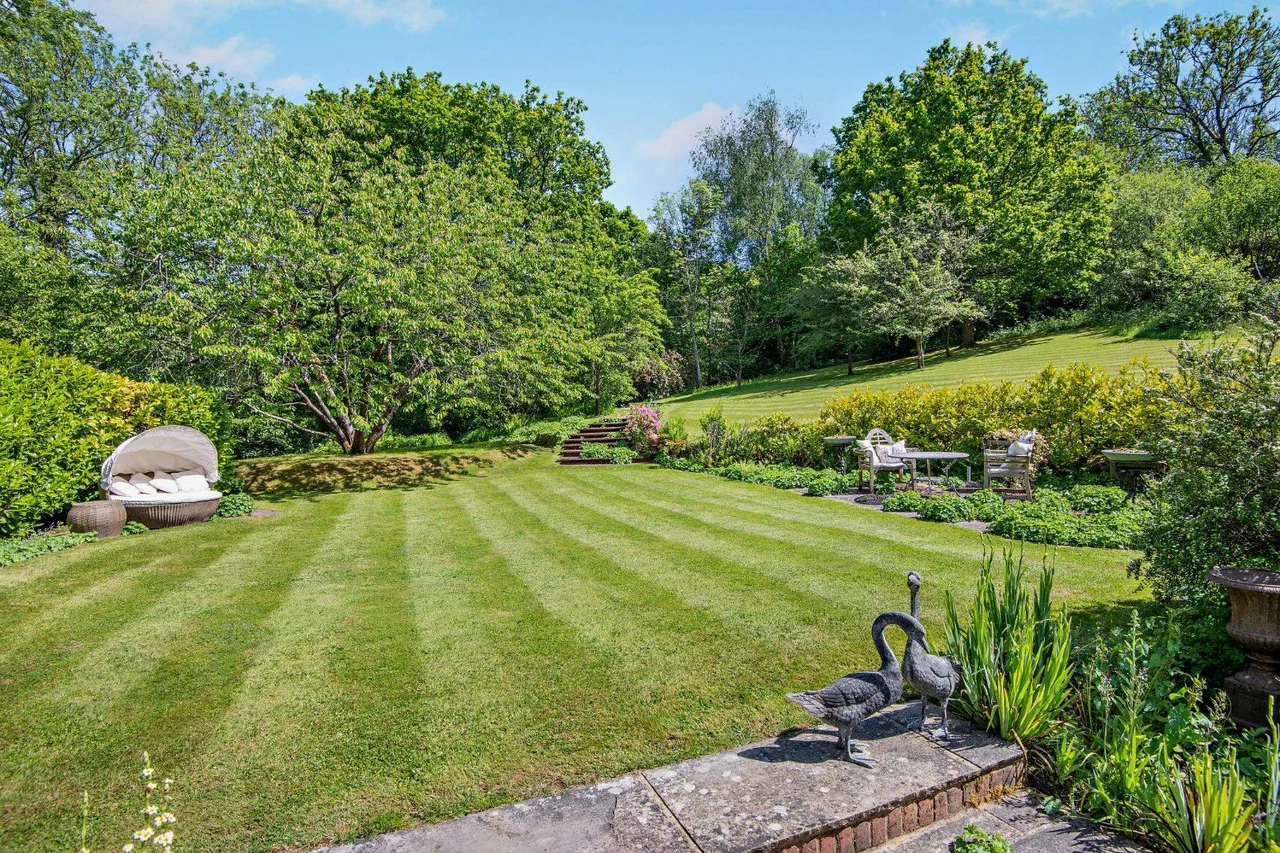 Bourne Lane, Salehurst, East Sussex, TN32 5PT, photo 5