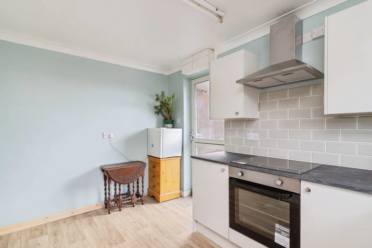 Orchard Way, Crediton, EX17, photo 4