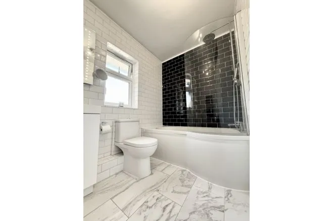1 Leithcote Path, Streatham, photo 10
