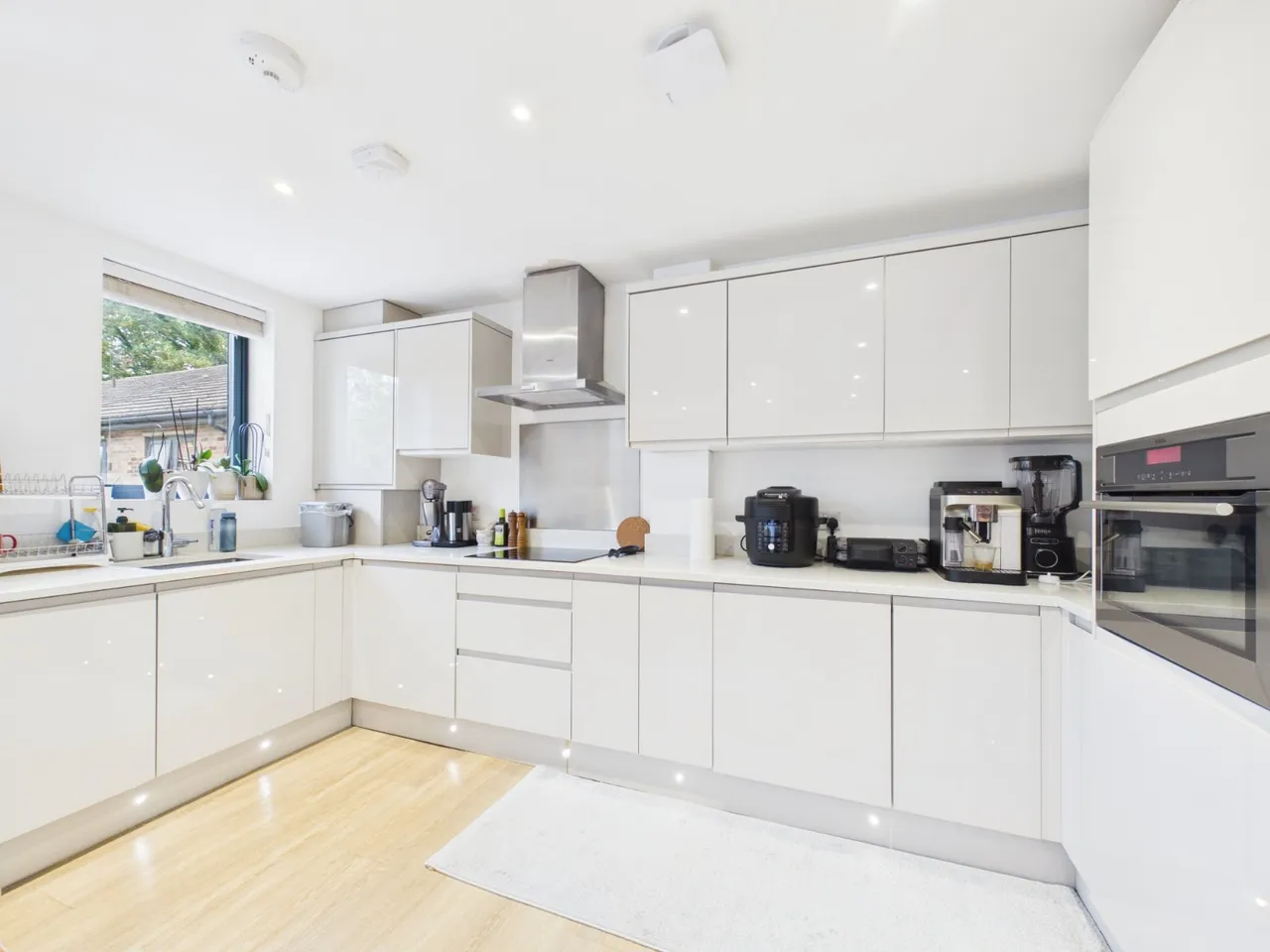 Brookfield Road, Wooburn Green, photo 7