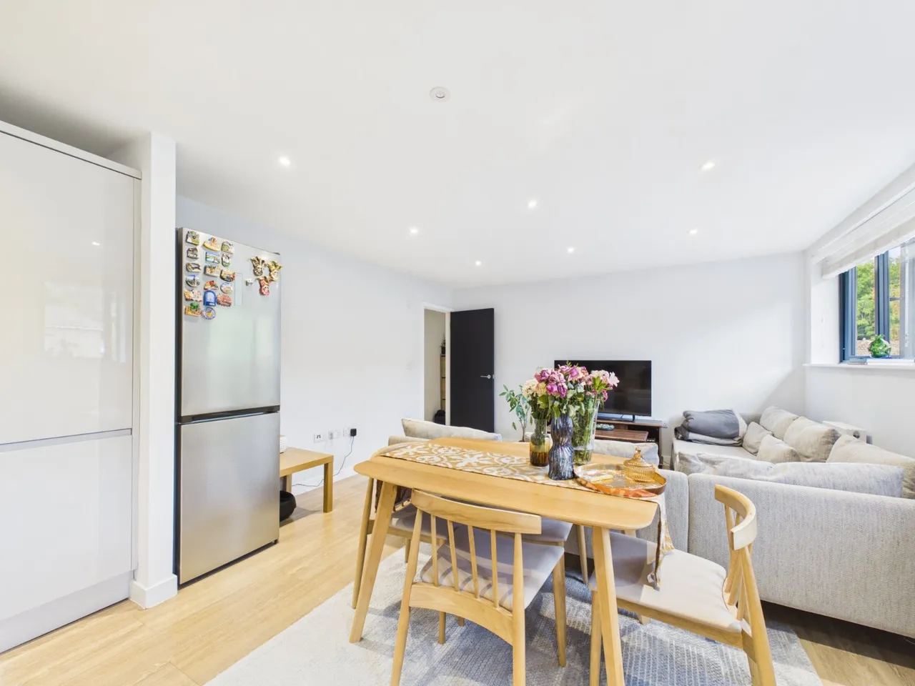 Brookfield Road, Wooburn Green, photo 5