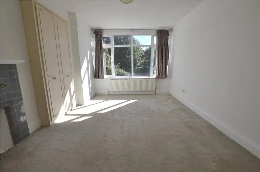 Osmond Gardens, Wallington, SM6, photo 12