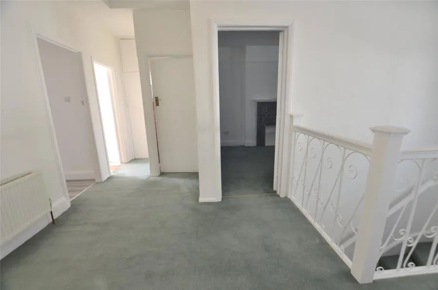 Osmond Gardens, Wallington, SM6, photo 11