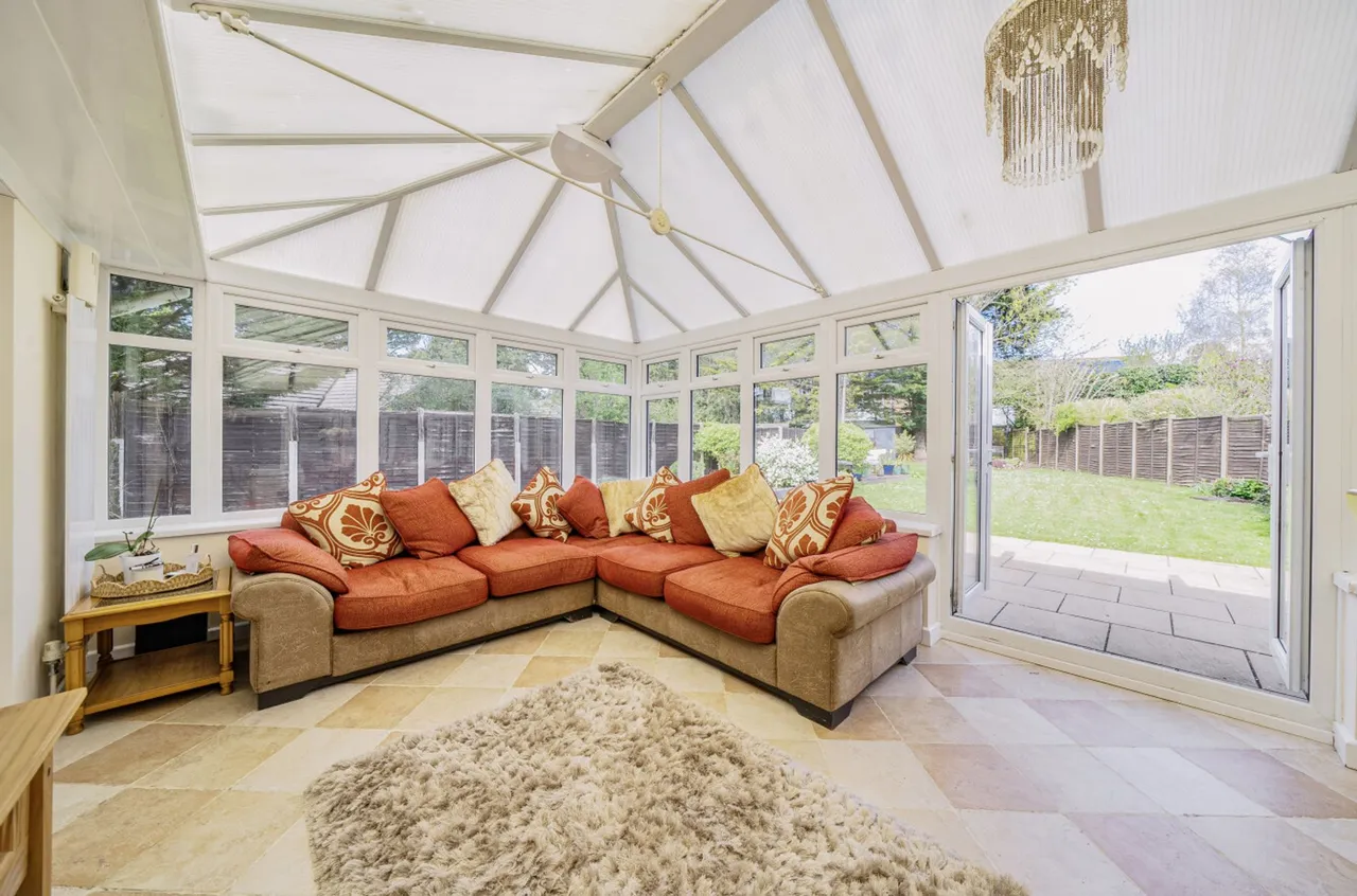 Fontwell Avenue, Eastergate, PO20, photo 8