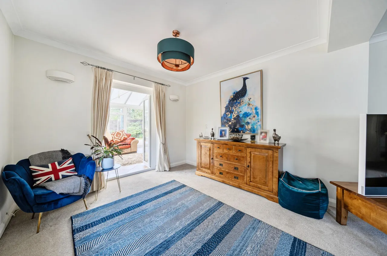 Fontwell Avenue, Eastergate, PO20, photo 7