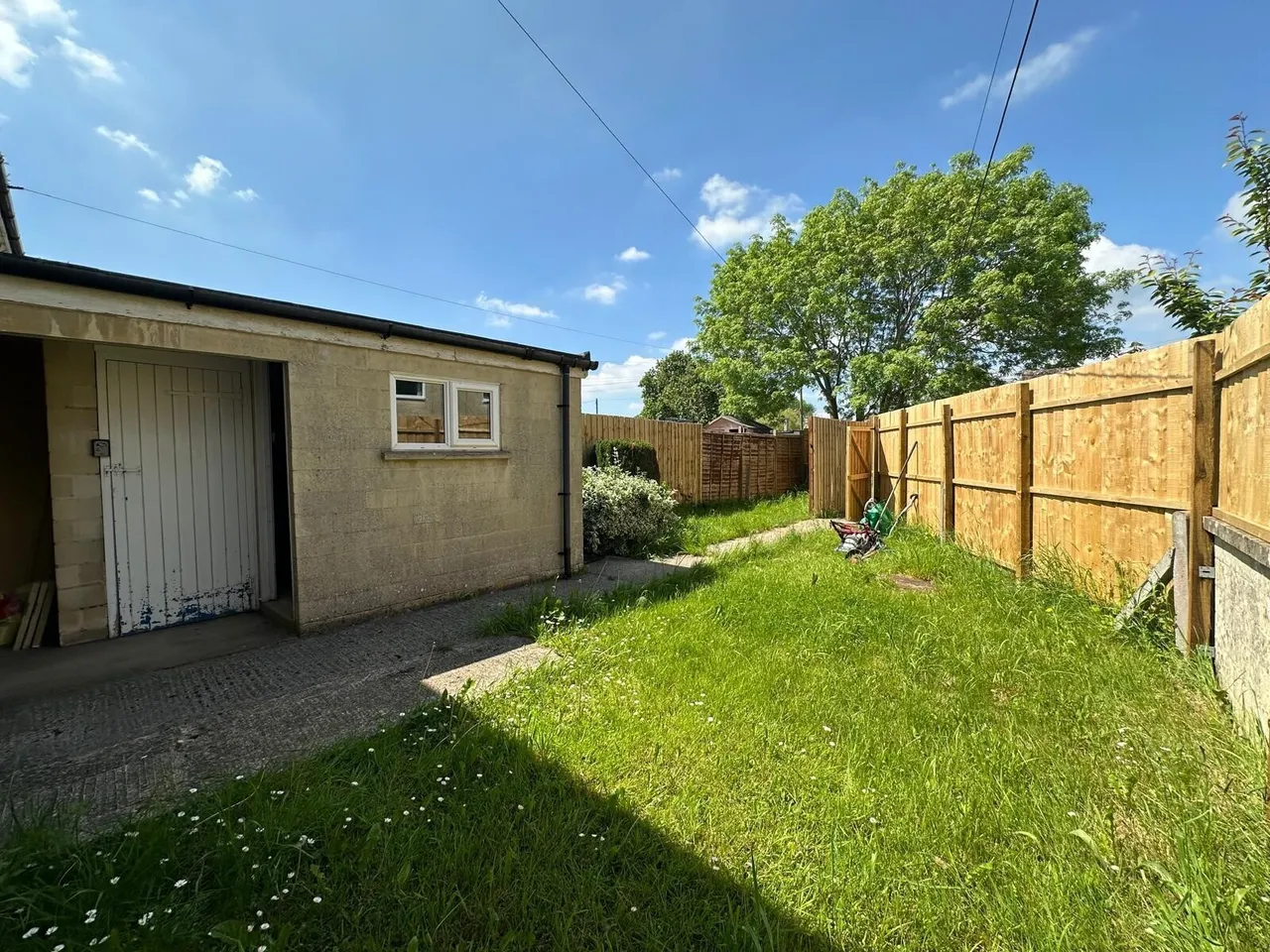 Churchill Way, SN13, photo 9