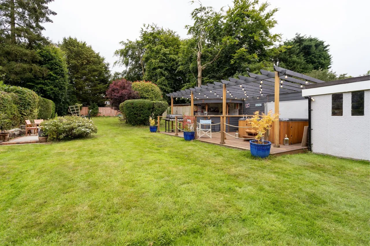 Essendene Road, Caterham, CR3, photo 15