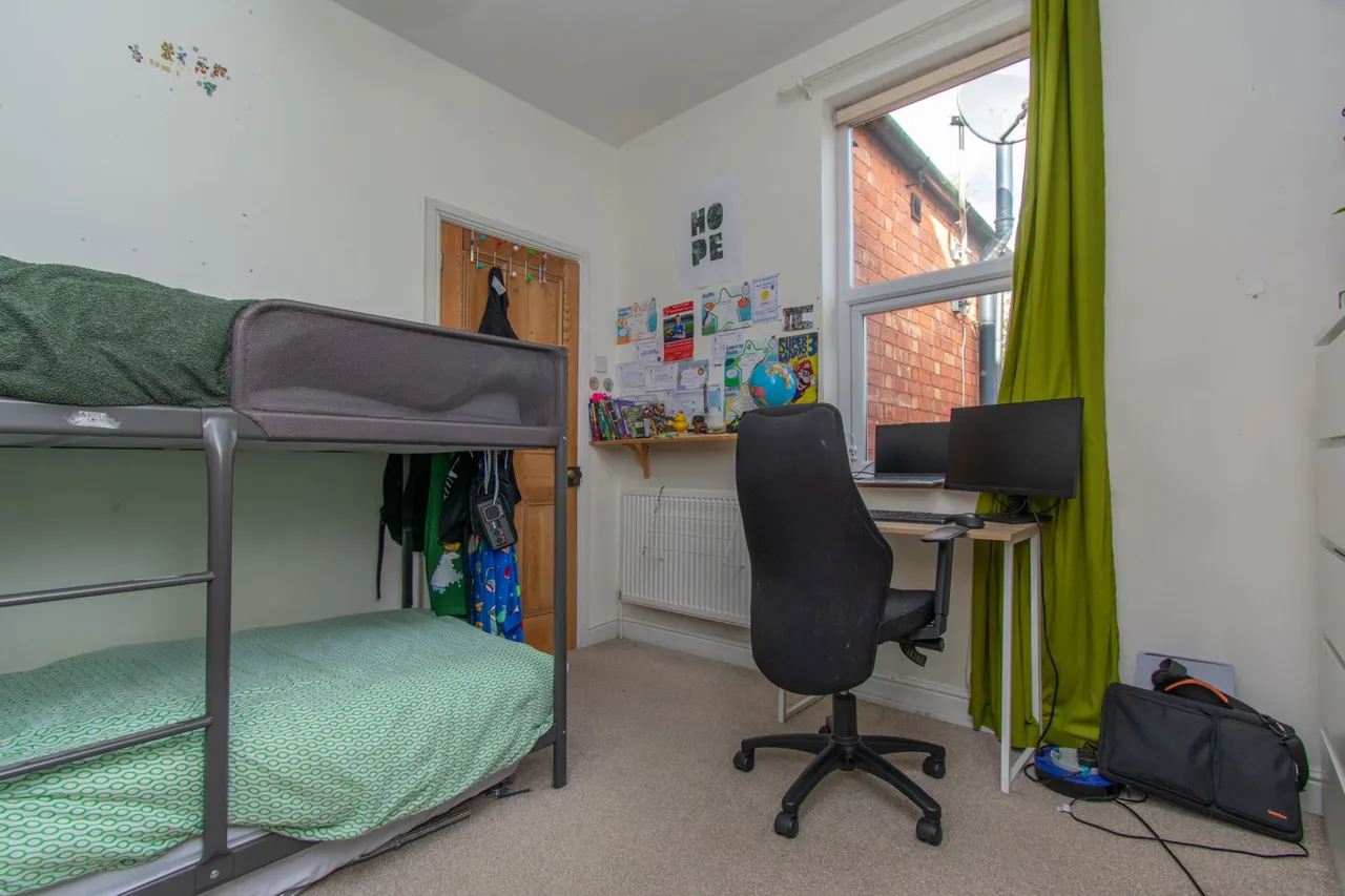 Bushloe End, Wigston, LE18, photo 9