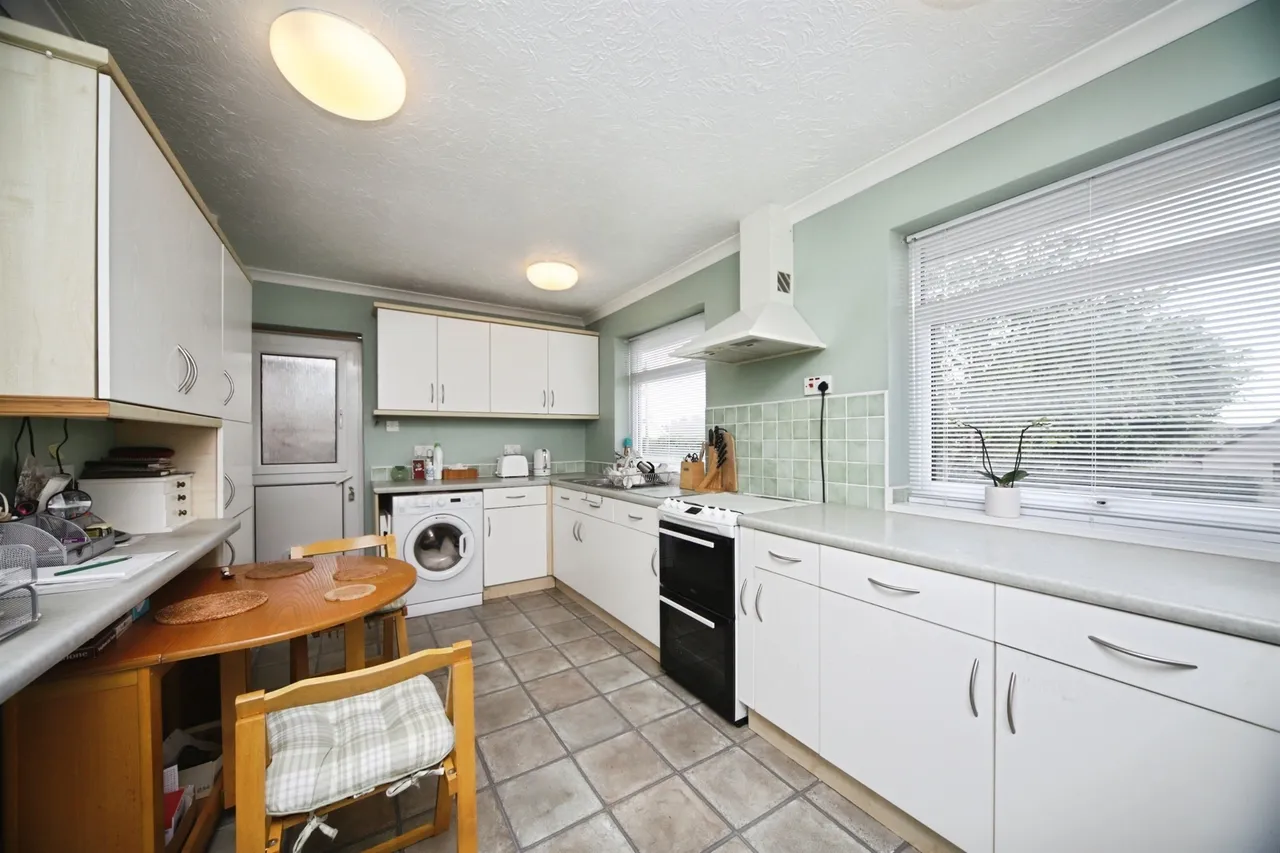 Northover Drive, Chard, TA20, photo 10