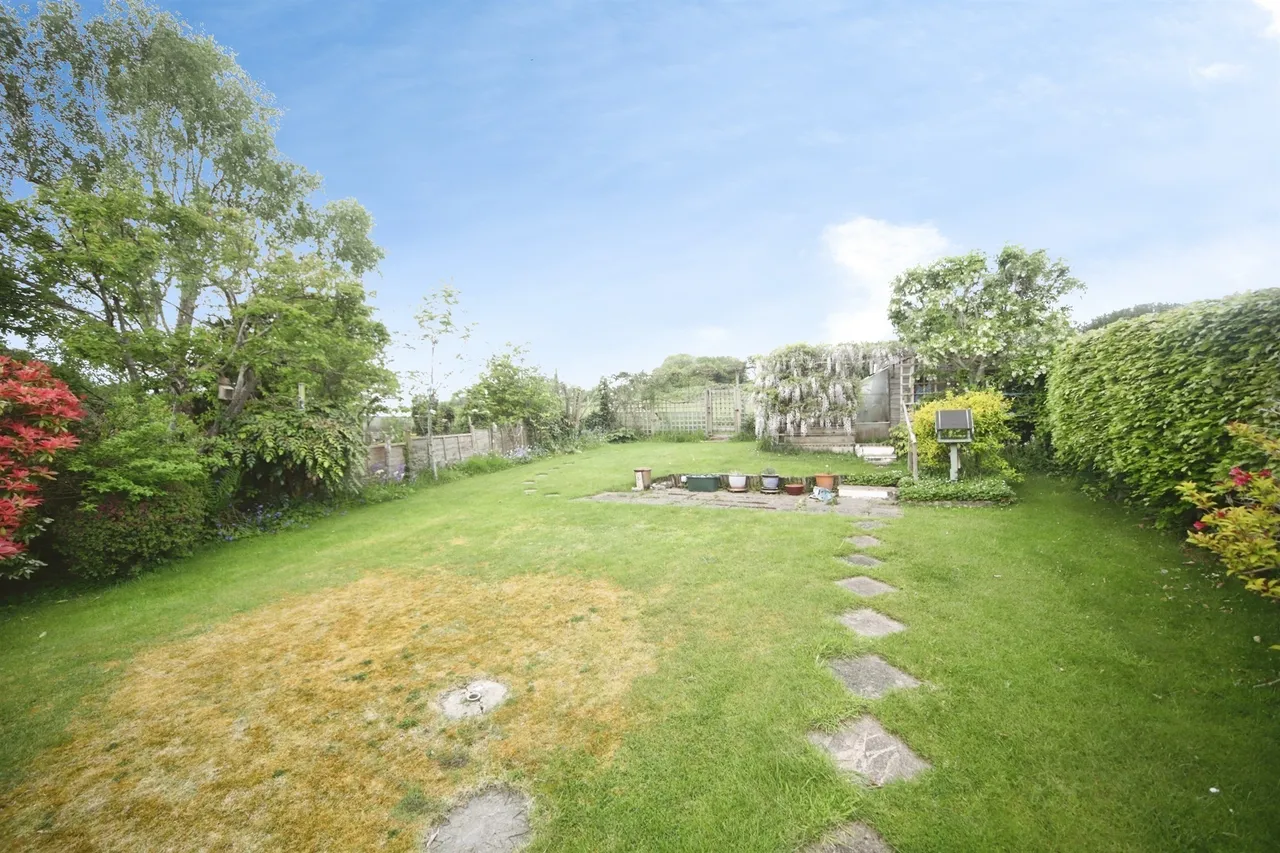 Northover Drive, Chard, TA20, photo 19