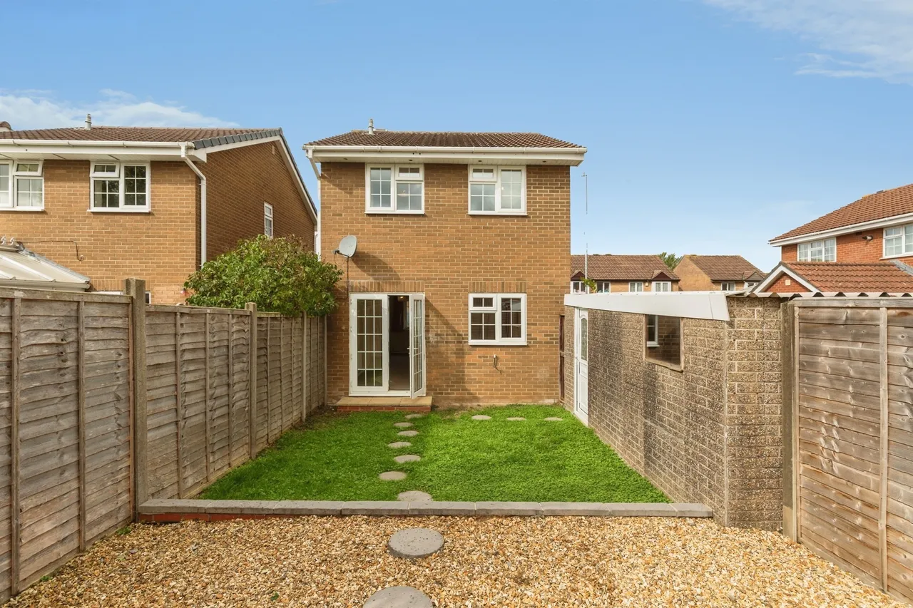 Longs Drive, Yate, BS37, photo 3