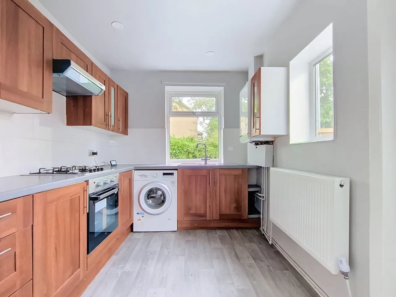 Broomfield Terrace, Cleckheaton, BD19, photo 2