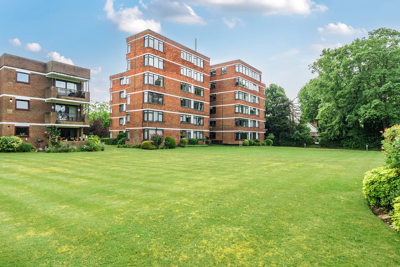 2 bed flat for sale — Ray Mead Road, Maidenhead, SL6