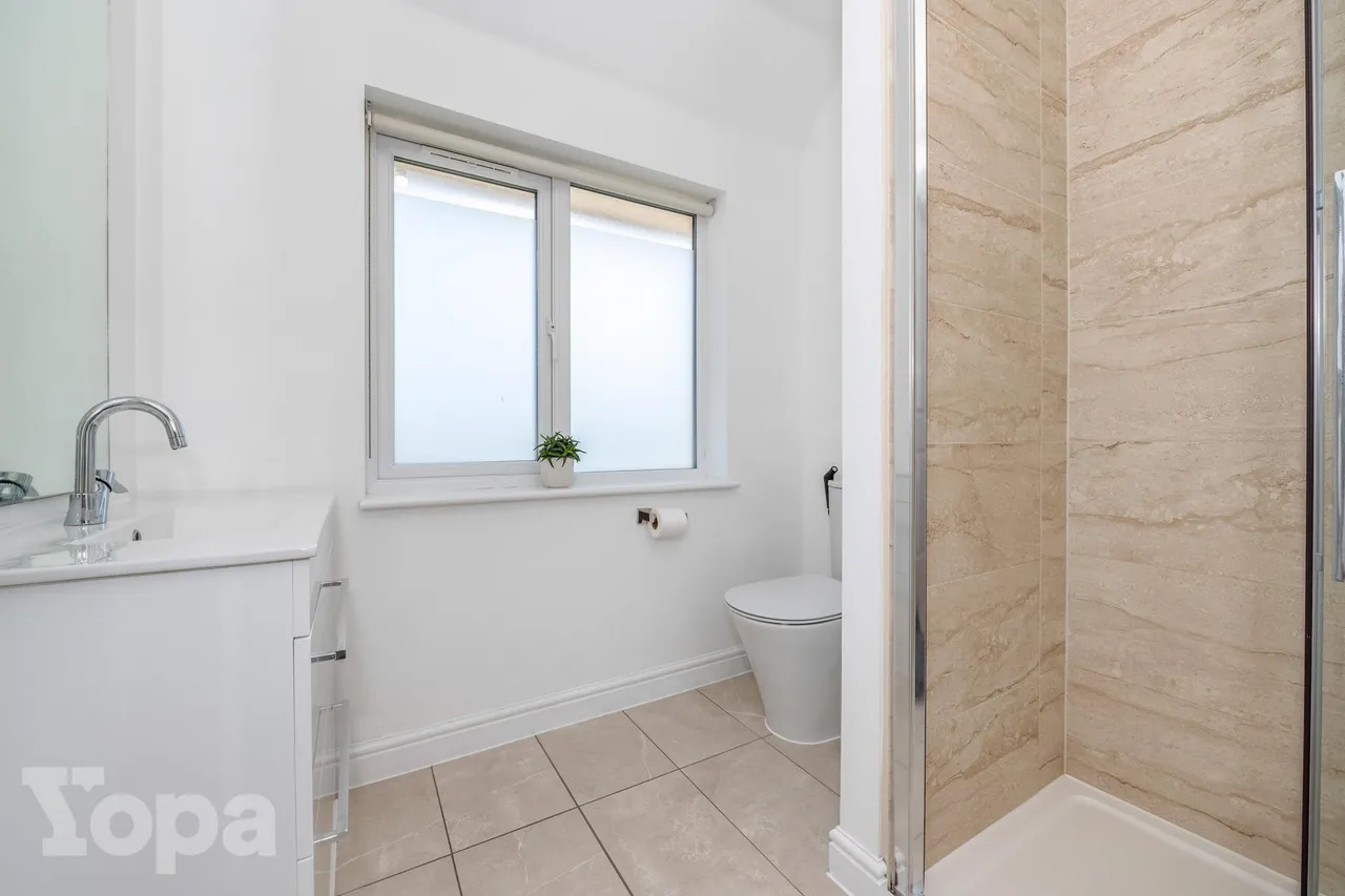 Emmeline Avenue, Swanscombe, DA10, photo 15