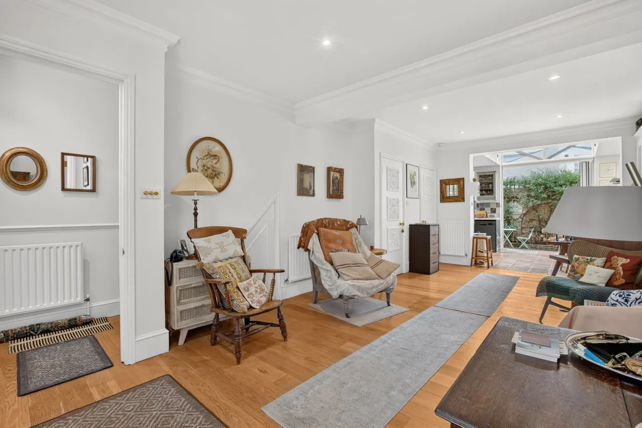 Charles Street, Barnes, SW13, photo 4
