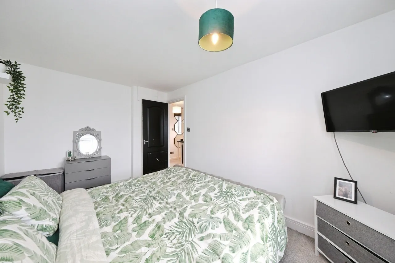 Lynmouth Drive, Ilkeston, DE7, photo 14