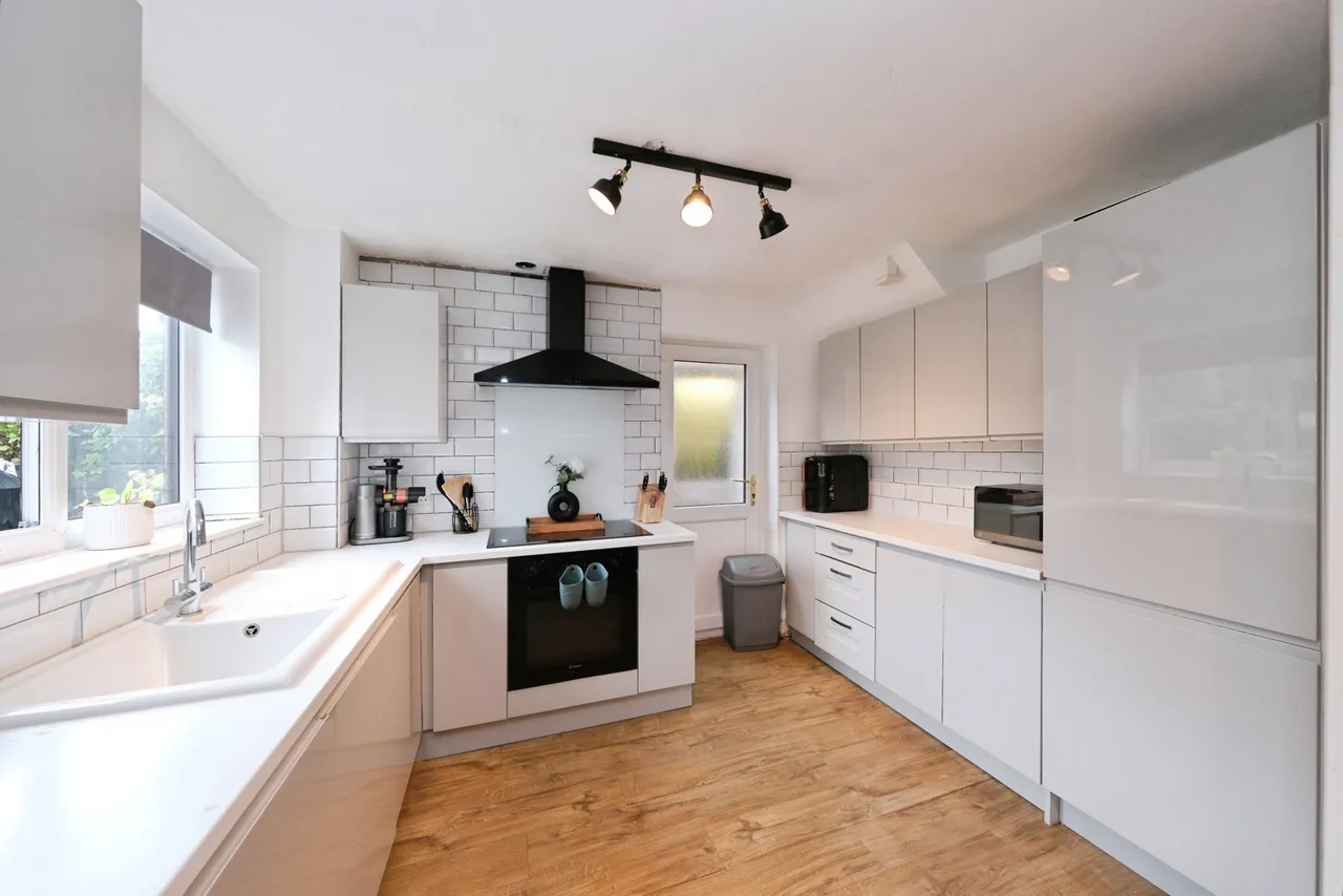 Lynmouth Drive, Ilkeston, DE7, photo 6
