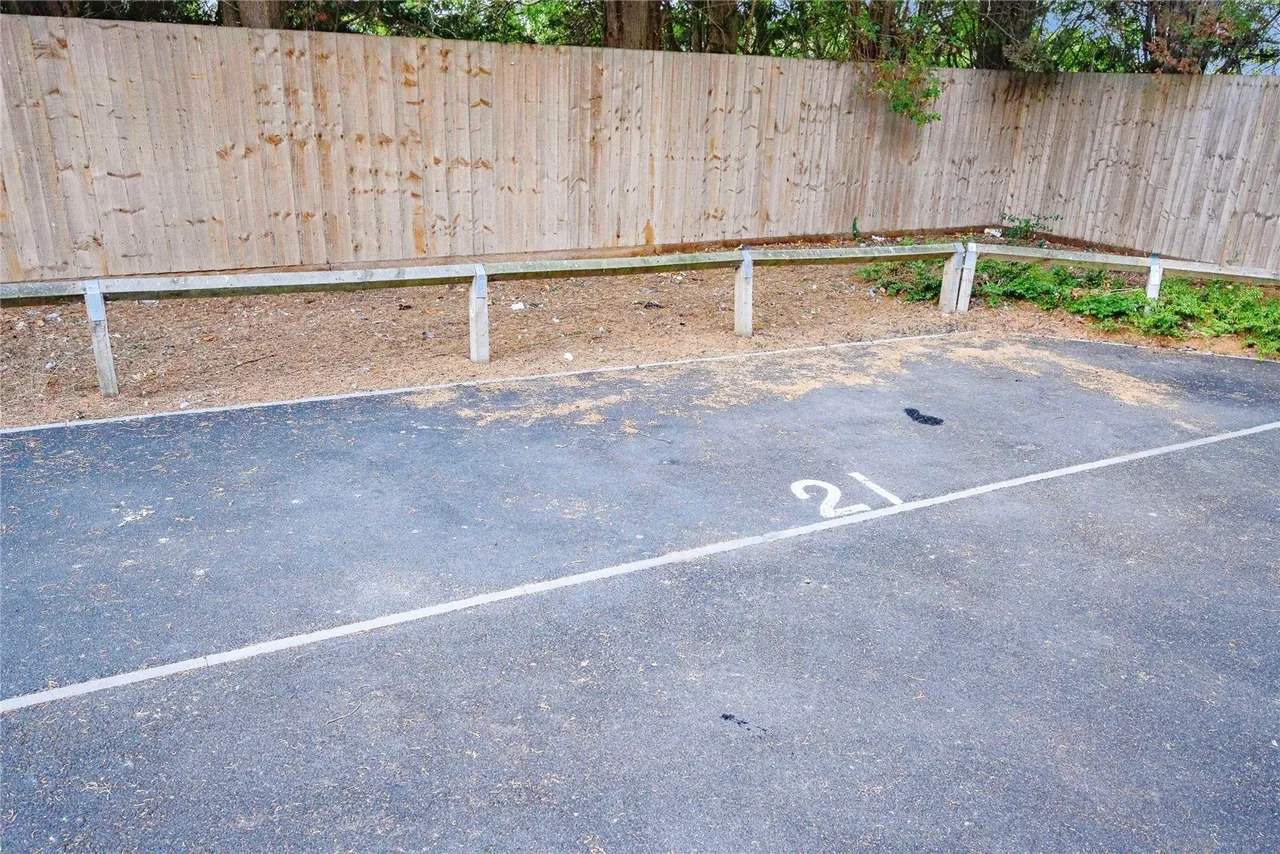 Fauna Field, Dunstable, Bedfordshire, LU5, photo 12