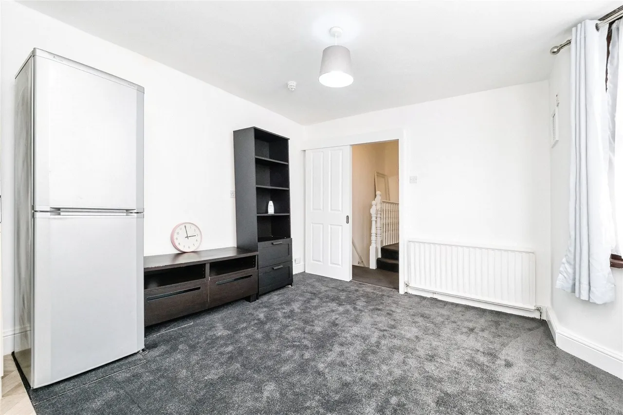 Clements Road, East Ham, London, E6, photo 6