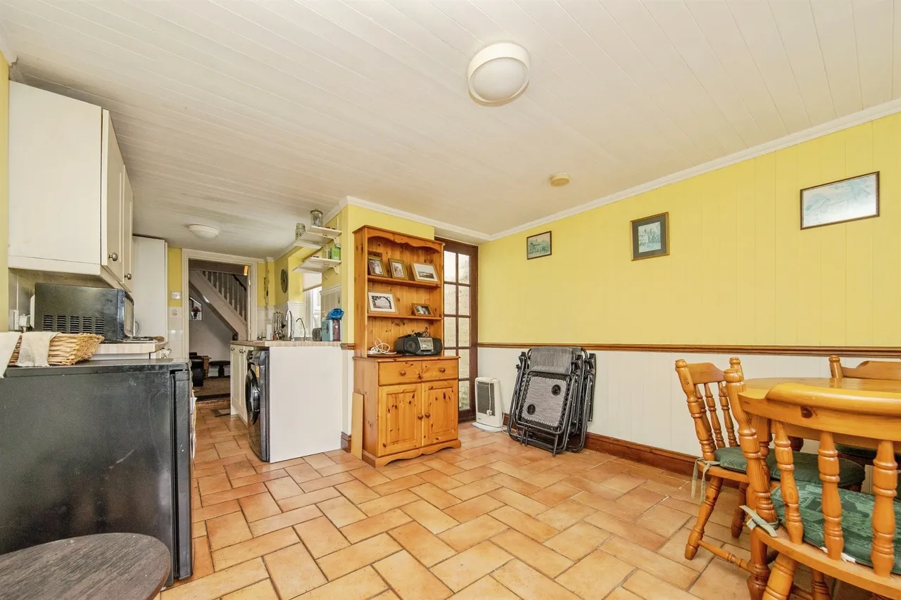 Adelaide Street, Harwich, photo 6