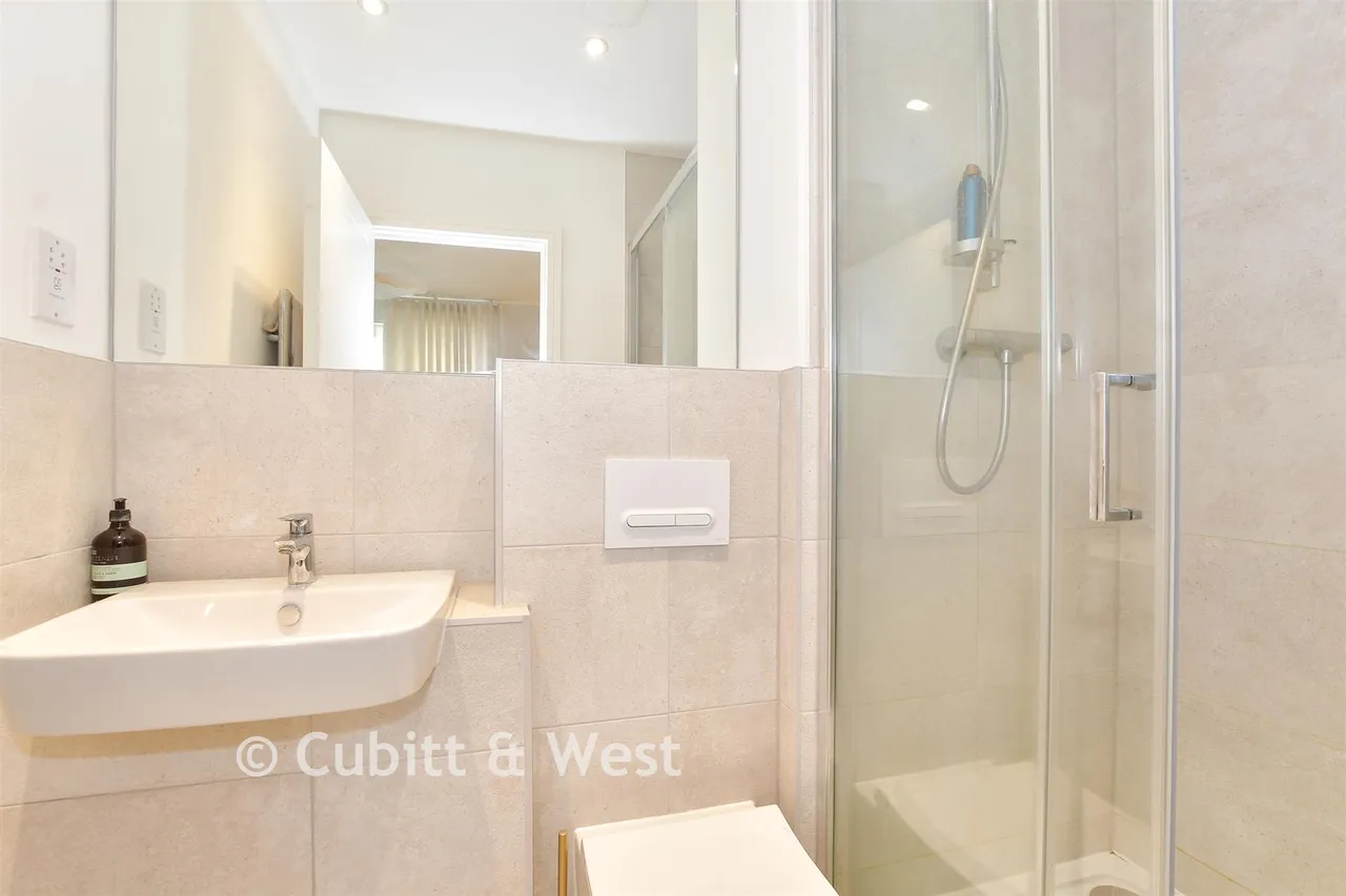 Key Drive, Cranleigh, GU6, photo 8