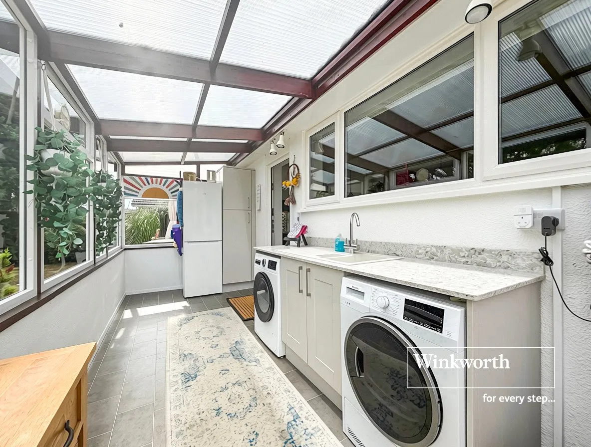 Ellesfield Drive, West Parley, Ferndown, Dorset, BH22, photo 6