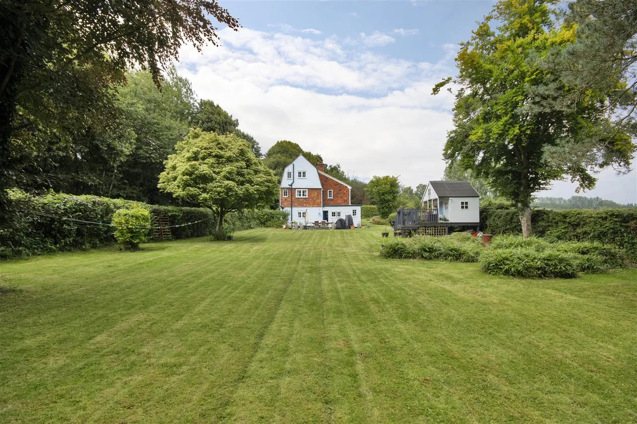 Grove Road, Penshurst, photo 3