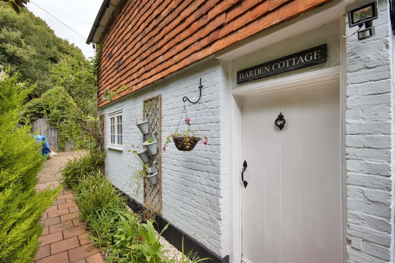 Grove Road, Penshurst, photo 17