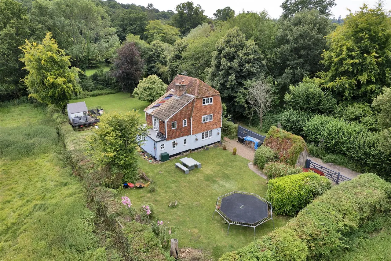 Grove Road, Penshurst, photo 15