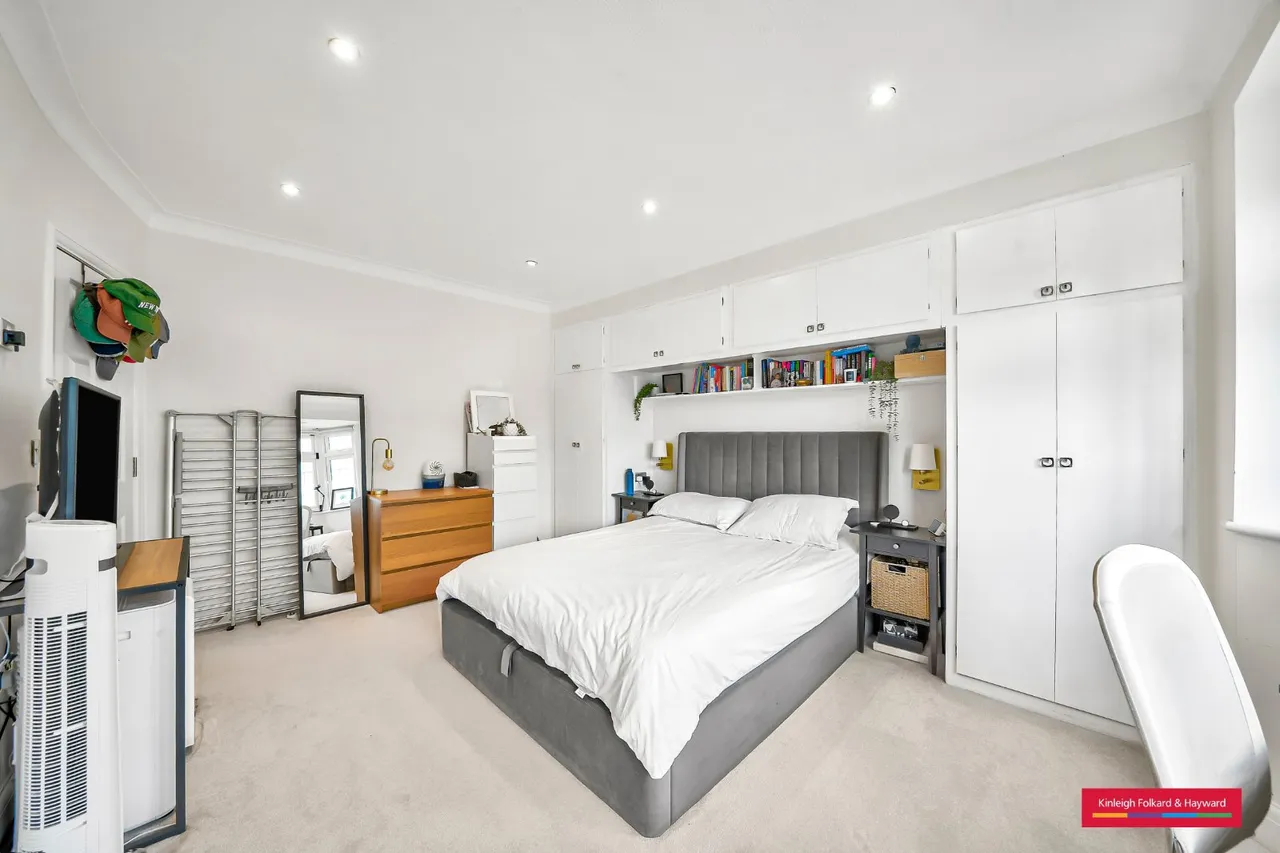 Friars Avenue, London, N20, photo 12