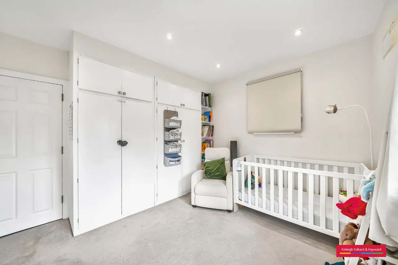 Friars Avenue, London, N20, photo 15